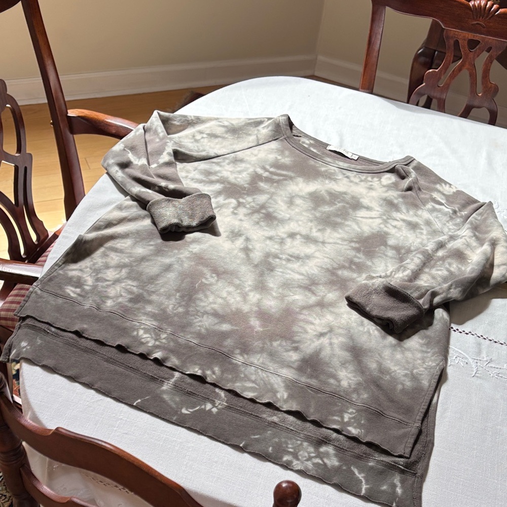 Women's Tie-Dye Sweatshirt